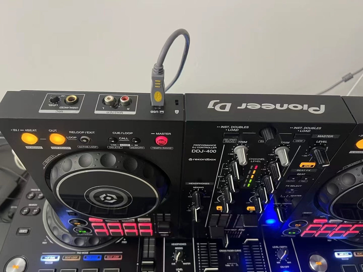 Pioneer DJ DDJ-400 – Used DJ Controller – actual item photograph 5