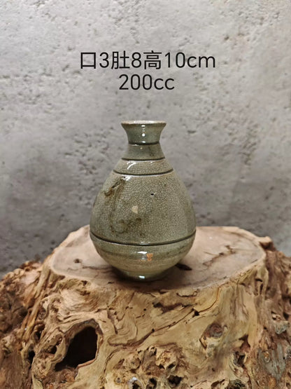 Crackle-Glaze Tokkuri Vase, 10 cm 2