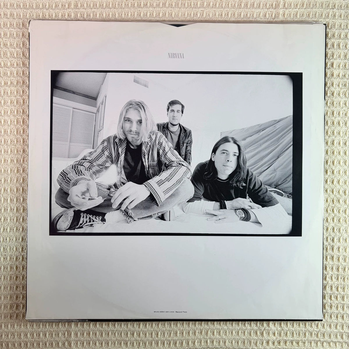 Nirvana – From the Muddy Banks of the Wishkah, Japan 2LP – item photograph 5