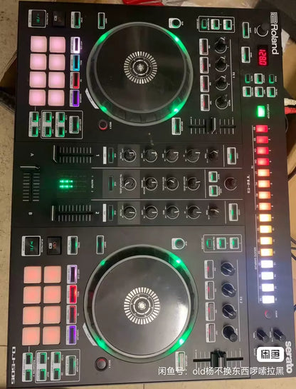 Roland DJ-505 – DJ Controller with Power Supply – actual item photograph