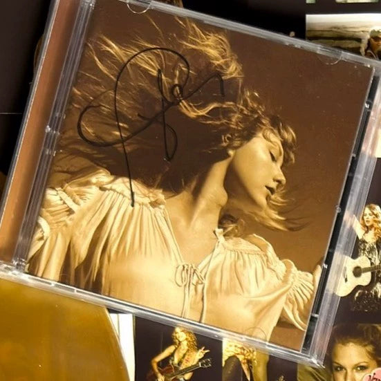 Taylor Swift – Fearless (Taylor’s Version) – Signed CD