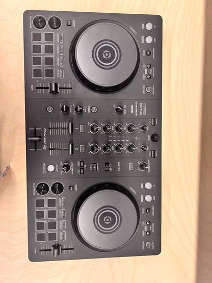 Pioneer DJ DDJ-FLX4 – Boxed Controller, Open Box – detail 5