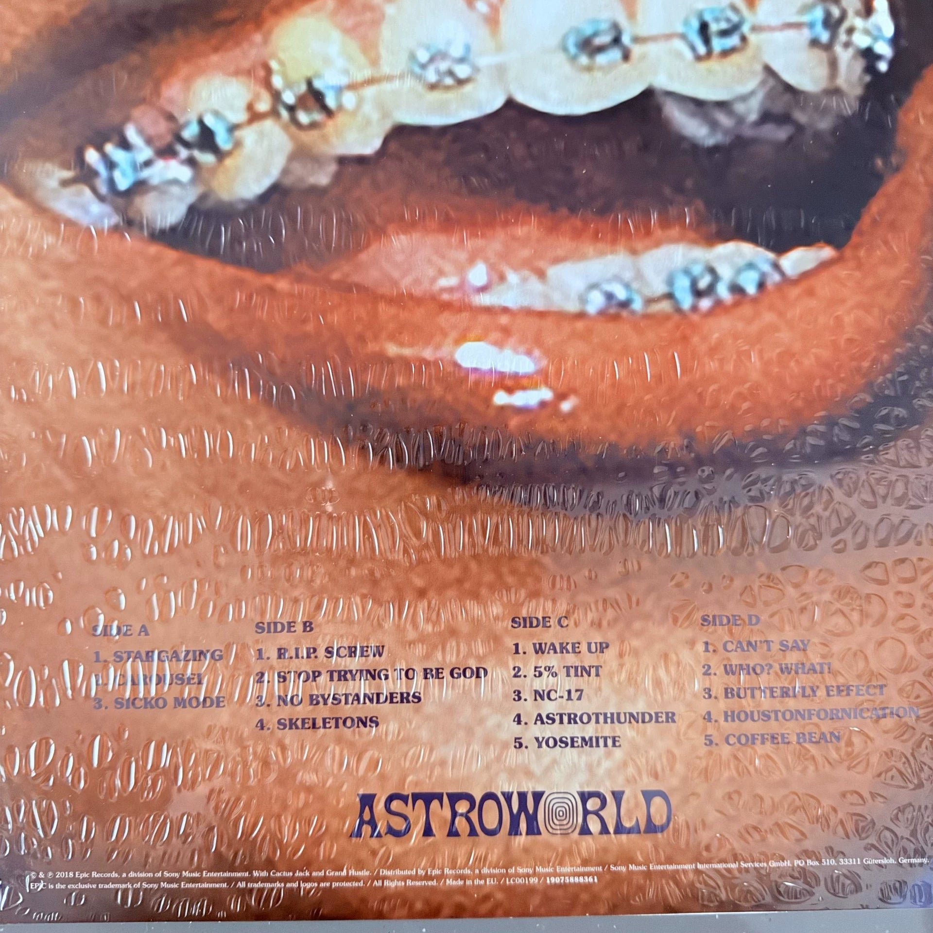 Travis Scott – Astroworld – European Vinyl (2LP) — photo 5