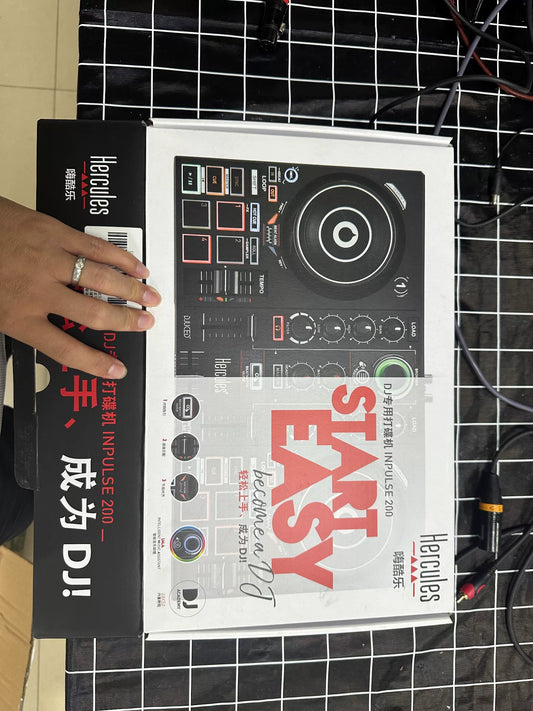 Hercules DJControl Inpulse 200 – DJ Controller with Box