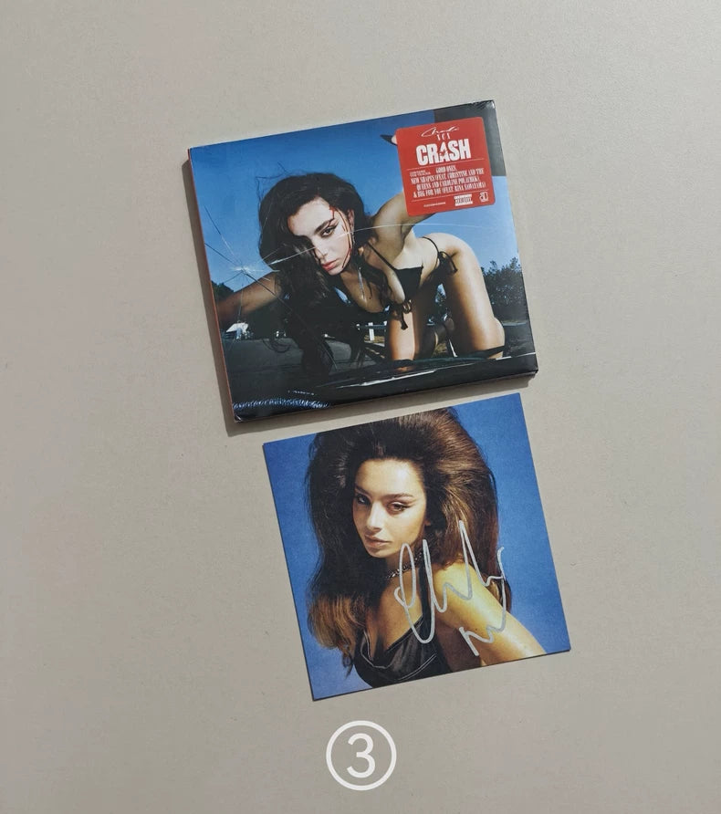 Charli XCX – Crash – Signed CD + Art Card – actual product photo 4