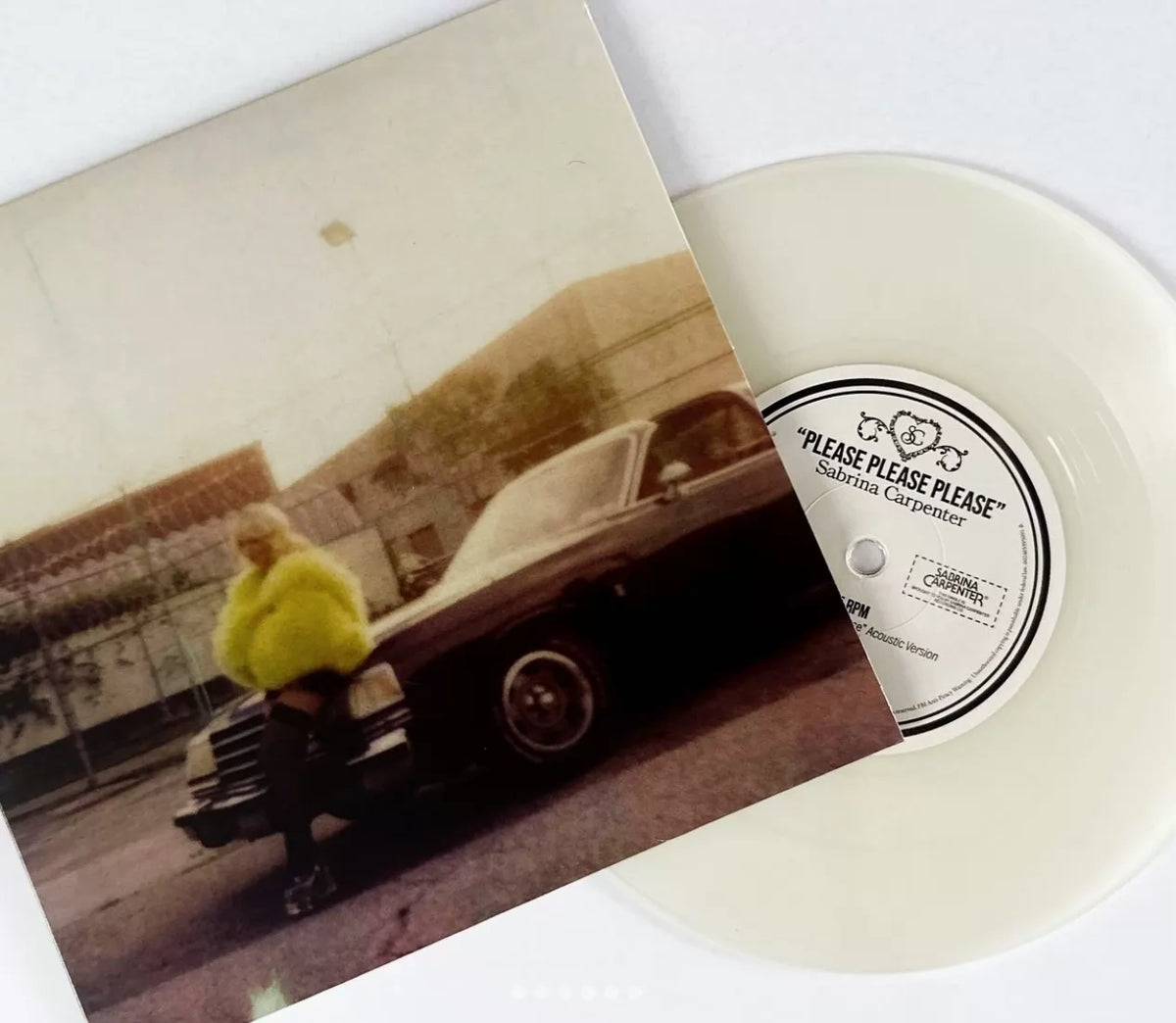Sabrina Carpenter – Please Please Please – Glow-in-the-Dark Vinyl 7-inch (LP) — photo 3