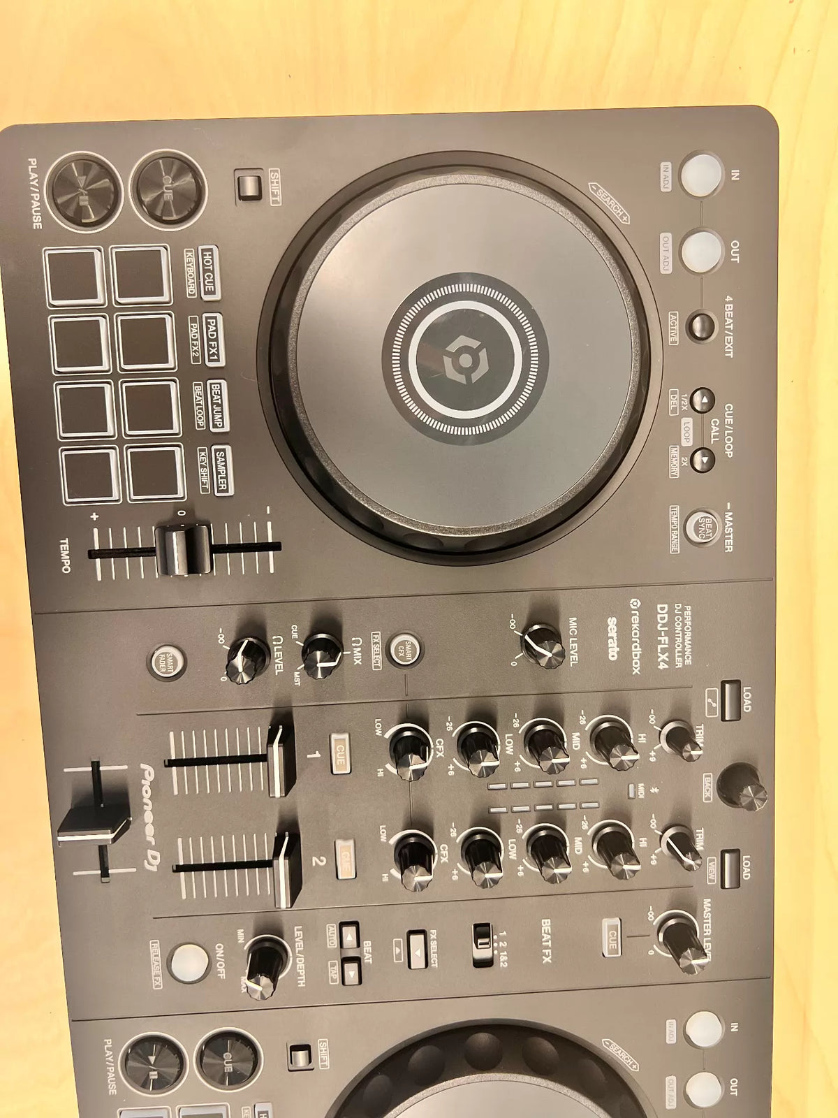 Pioneer DJ DDJ-FLX4 – Boxed Controller, Open Box – detail 2