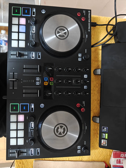 Native Instruments Traktor Kontrol S2 MK3 – Used DJ Controller – actual item photograph 2