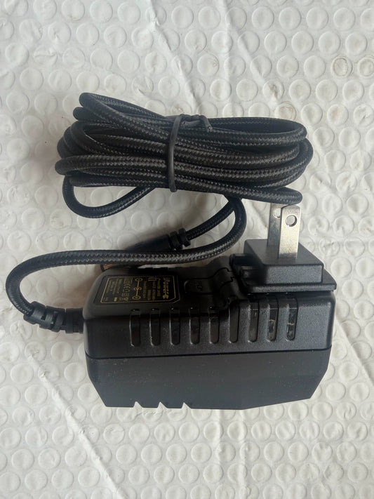 iFi iPower 5V 2.5A Low-Noise Power Supply – photo 1