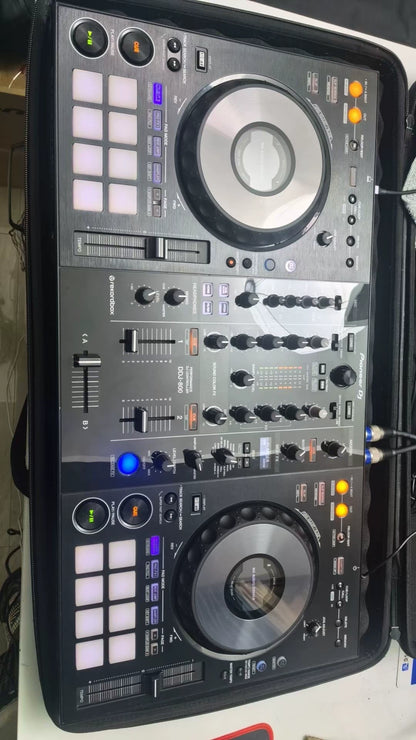 Pioneer DJ DDJ-800 – DJ Controller with Carry Bag – actual item photograph 3
