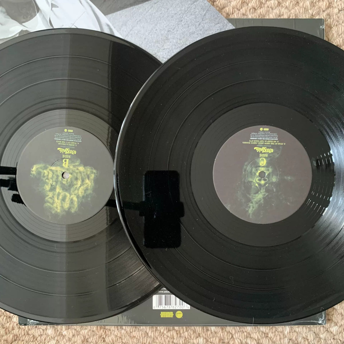 Wiz Khalifa – Rolling Papers, US Edition (2LP) – photo 4