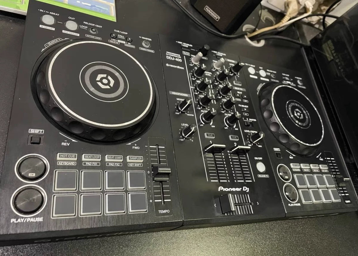 Pioneer DJ DDJ-400 – Used DJ Controller – actual item photograph 1