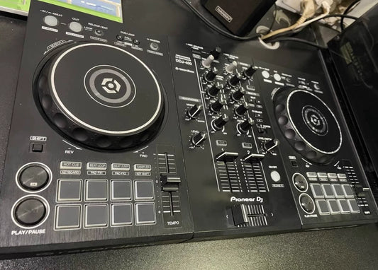 Pioneer DJ DDJ-400 – Used DJ Controller – actual item photograph 1