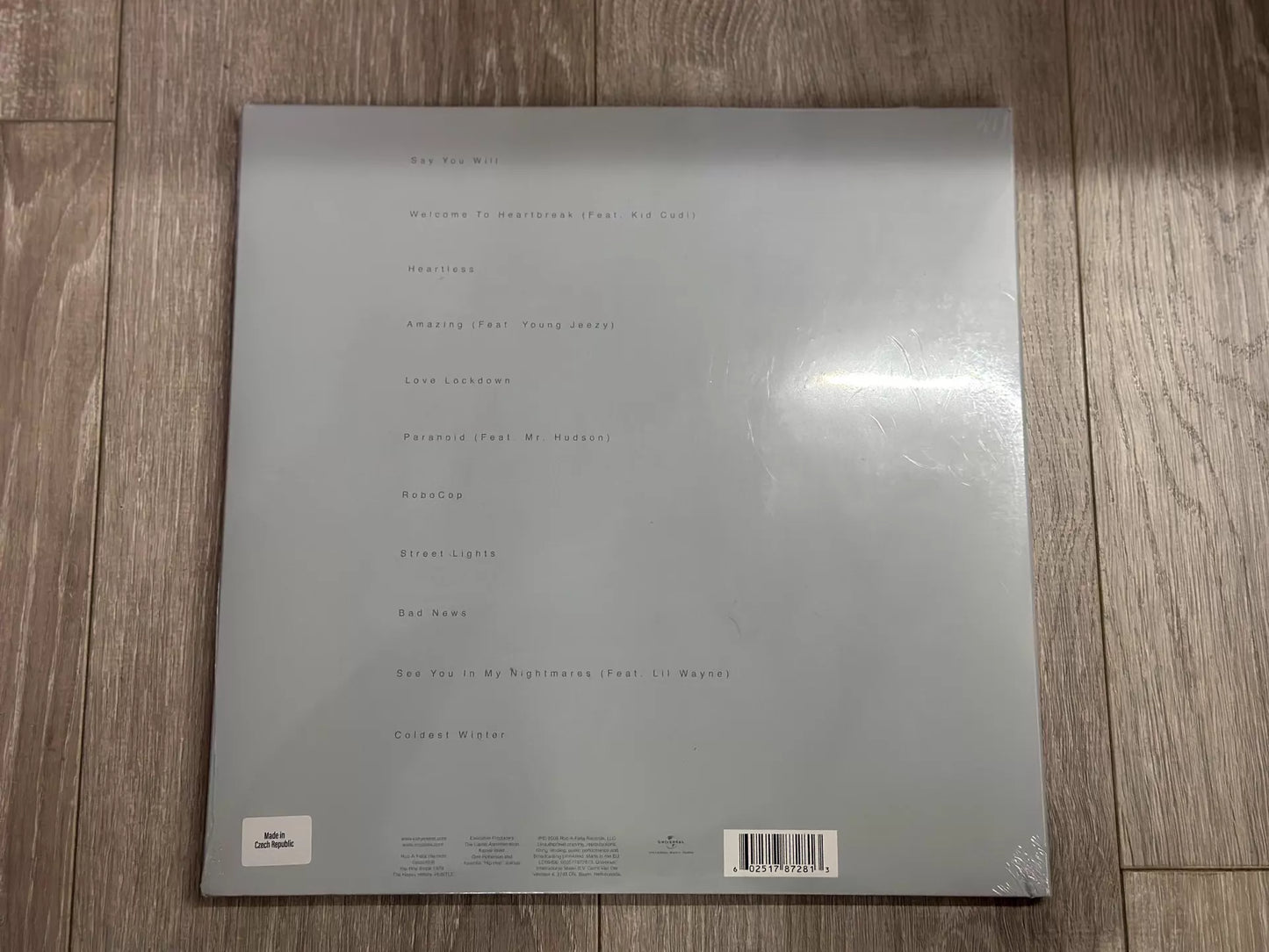 Kanye West – 808s & Heartbreak – Deluxe Vinyl (2LP + CD) — photo 2
