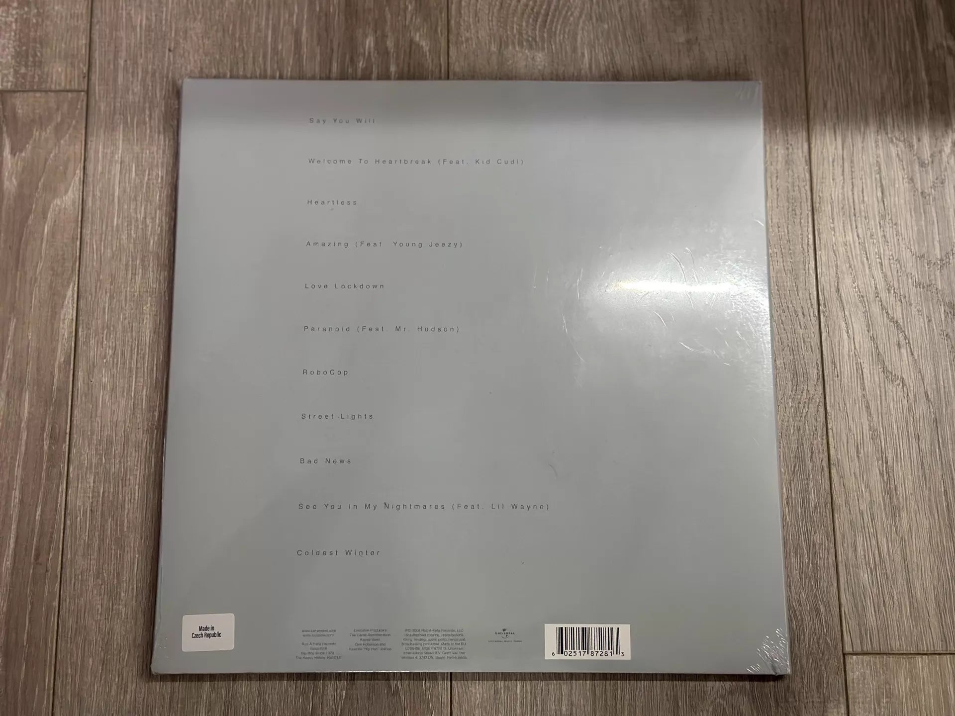 Kanye West – 808s & Heartbreak – Deluxe Vinyl (2LP + CD) — photo 2