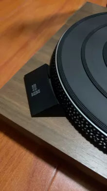 Yamaha YP-511 Direct-Drive Turntable