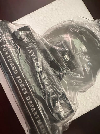Taylor Swift – The Tortured Poets Department Official Snow Globe