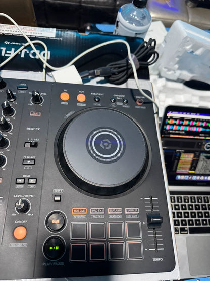 Pioneer DJ DDJ-FLX4 – Used DJ Controller – actual item photograph 6