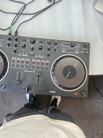 Pioneer DJ DDJ-REV1 Controller – Used – actual item photograph 2