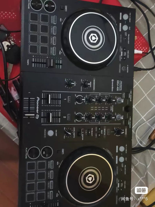 Pioneer DJ DDJ-400 Controller with Box – Used – actual item photograph 1