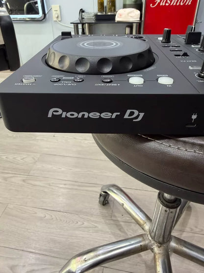 Pioneer DJ DDJ-FLX4 – Two-Channel DJ Controller