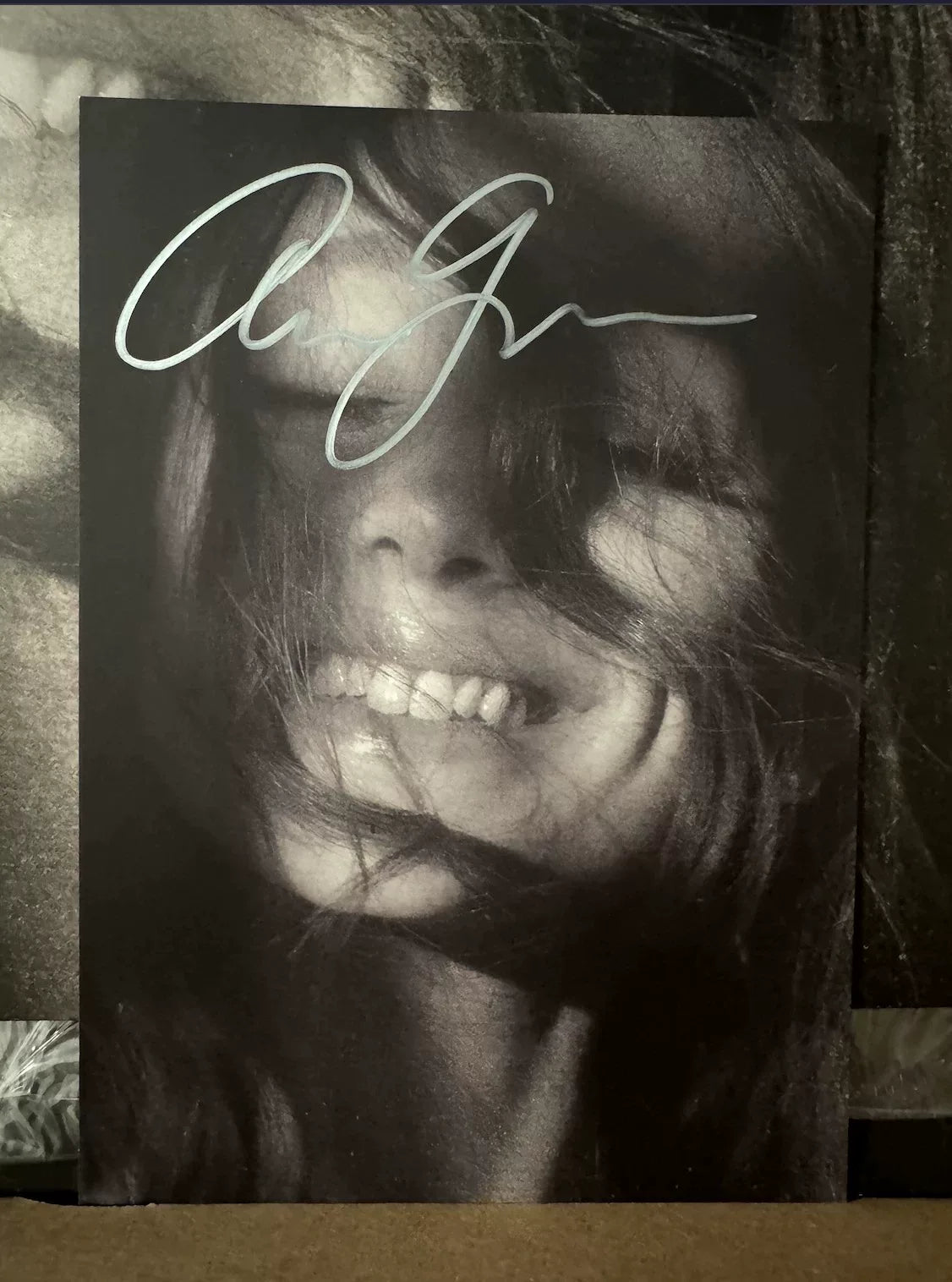 Ariana Grande – Petal Signed Blue, Teal and Silver Vinyl LP – 預售
