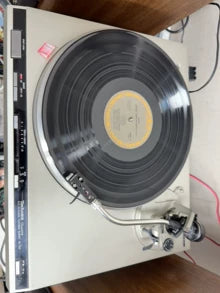 Technics SL-D303 Direct-Drive Turntable