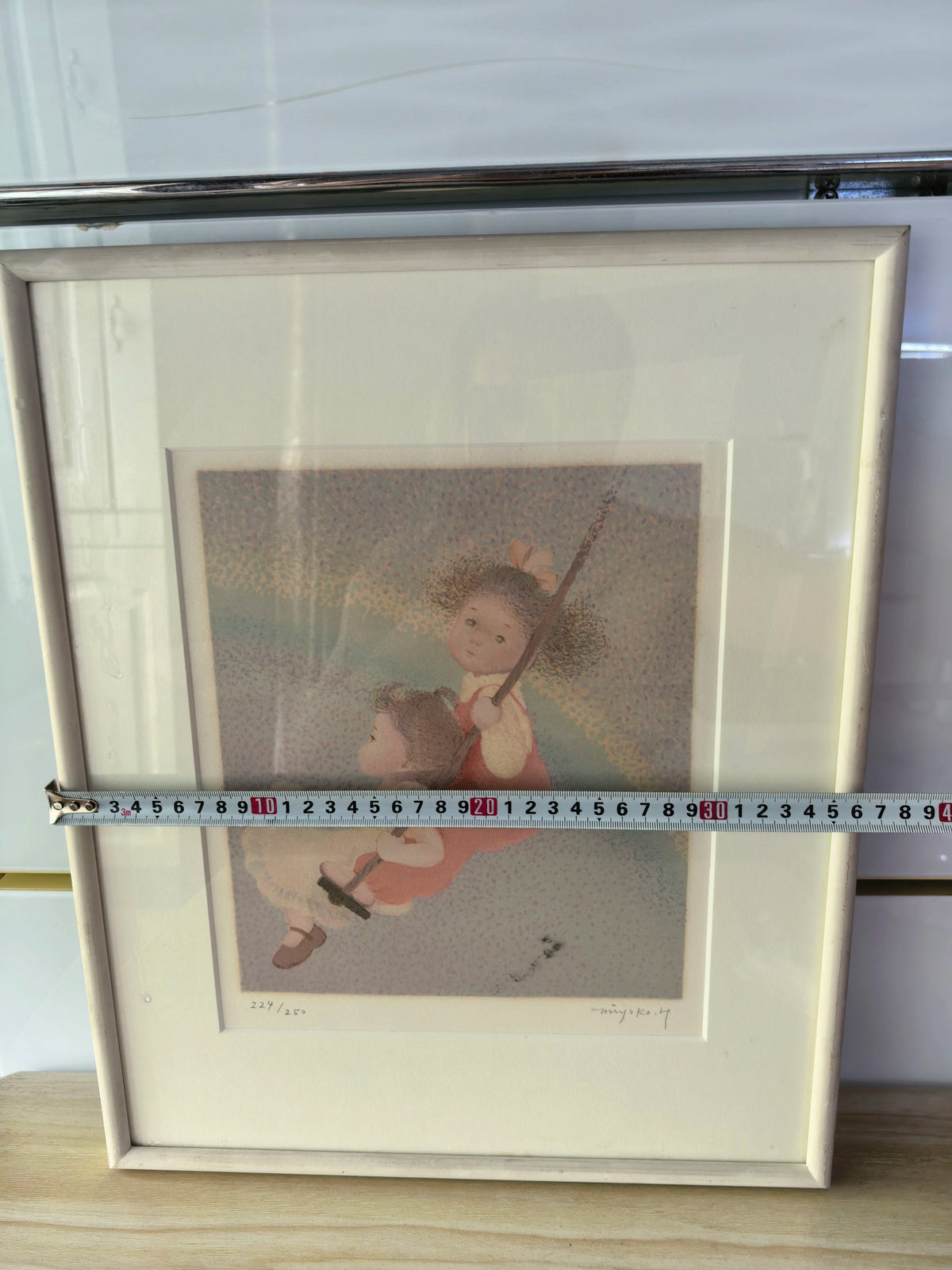 Children on a Swing – Signed Framed Japanese Print 229/250 – detail 6
