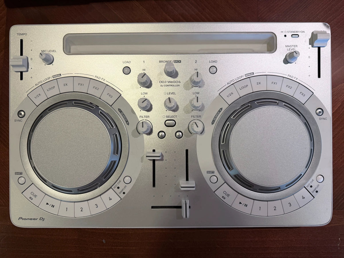 Pioneer DDJ-WeGO4 – White DJ Controller – actual item photograph 1