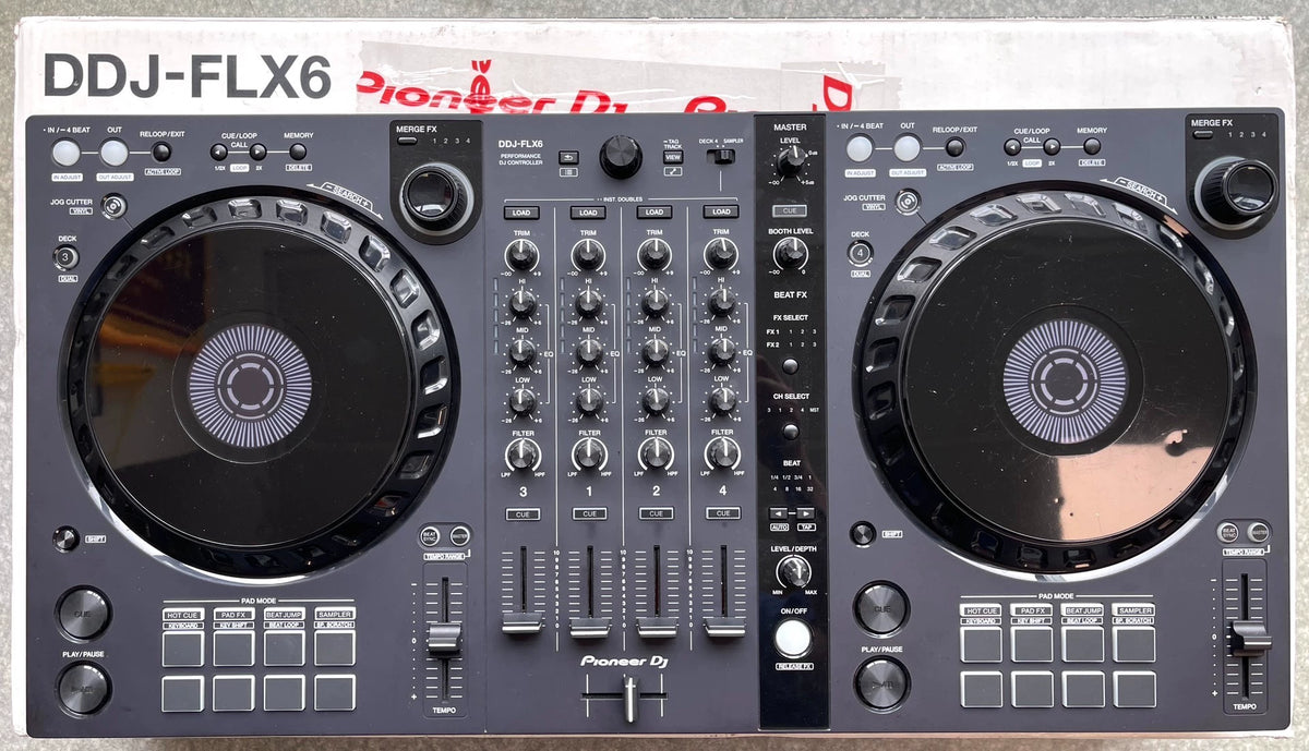 Pioneer DJ DDJ-FLX6 – Boxed Controller with TOWERWAY Case – actual item photograph 3