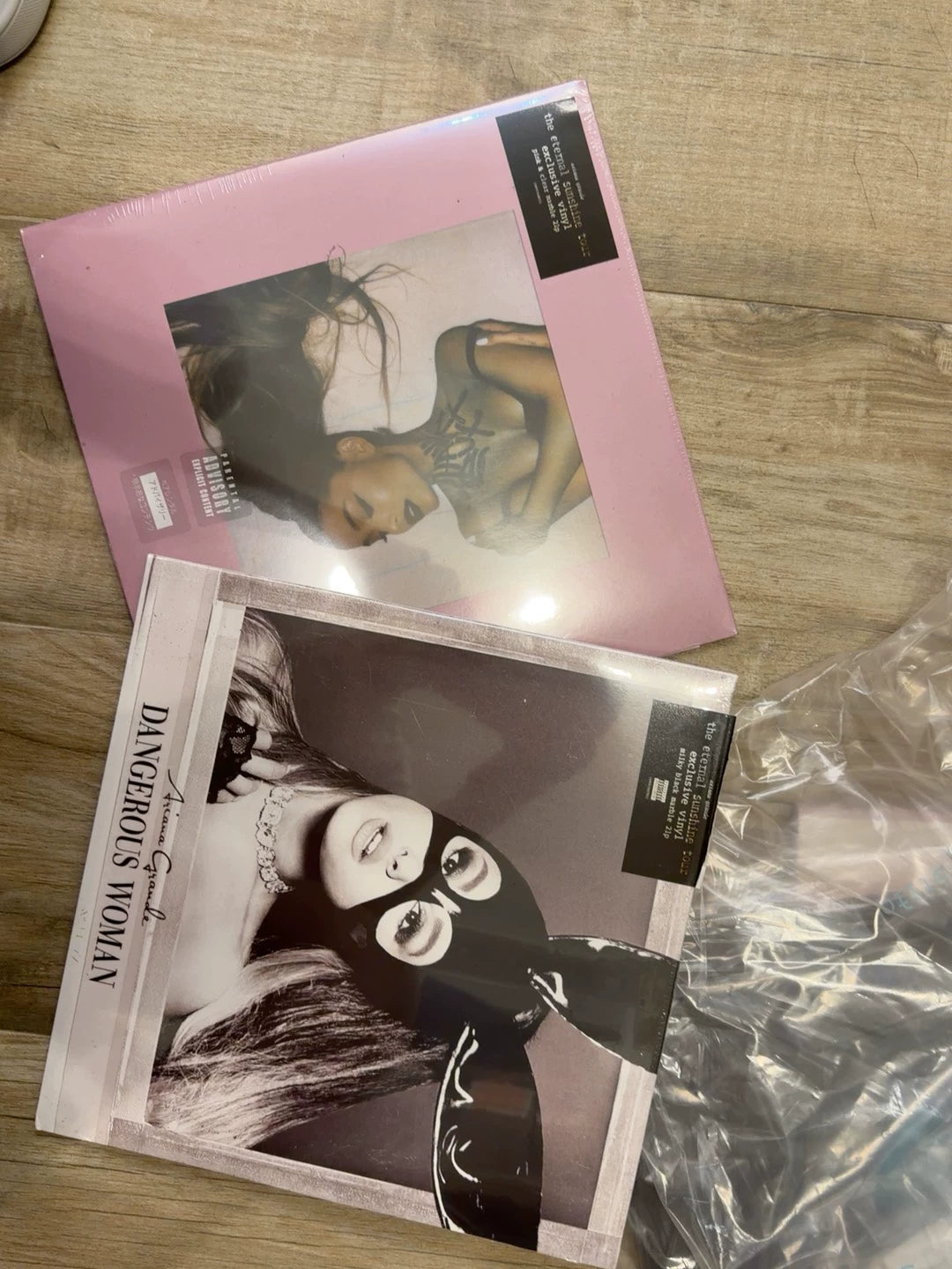 Ariana Grande – Dangerous Woman & Thank U, Next Vinyl Bundle — front view