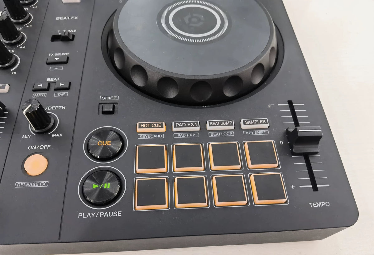 Pioneer DDJ-FLX4 – Used DJ Controller