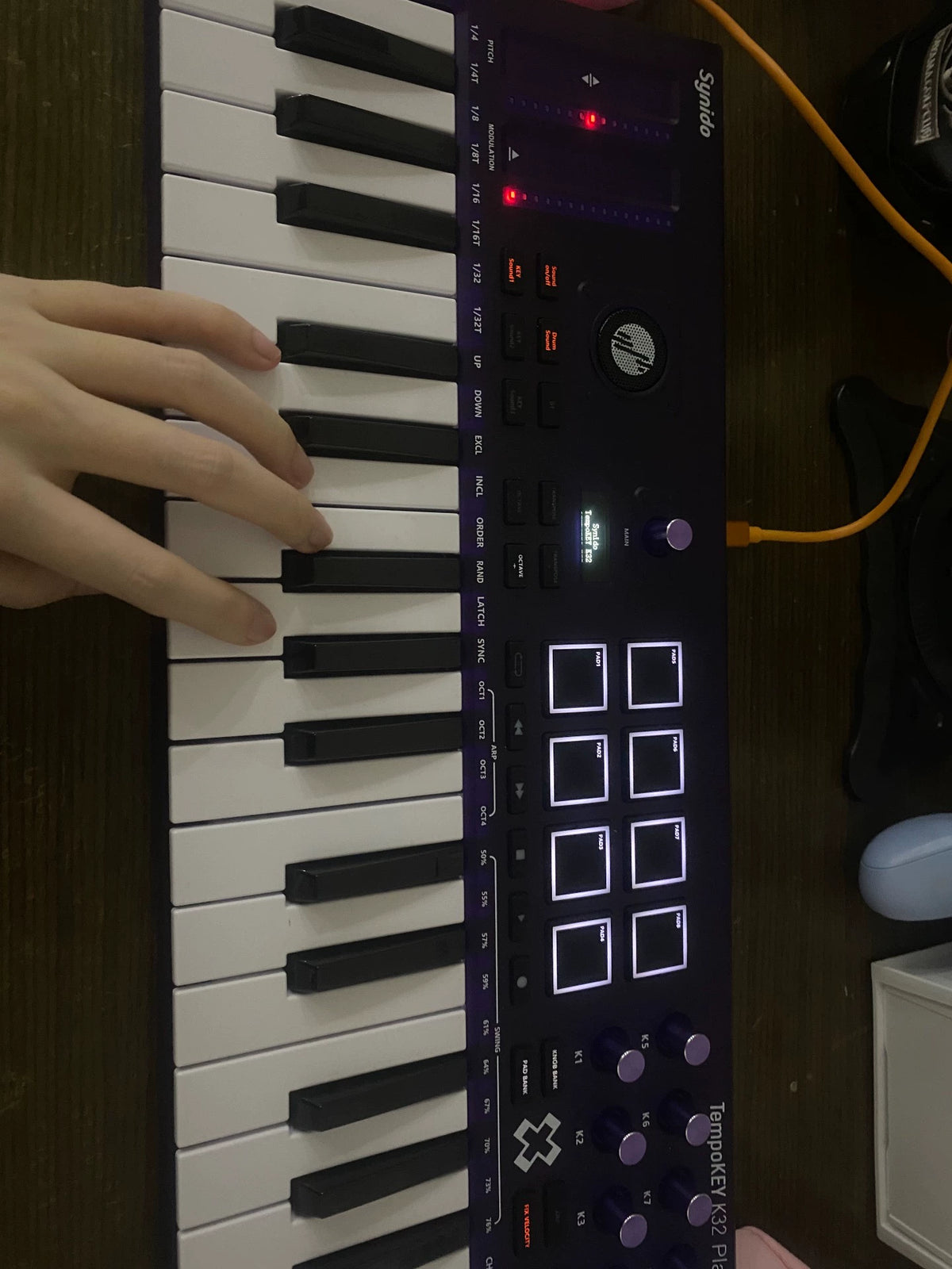 Synido – Used Wireless MIDI Keyboard with Original Packaging