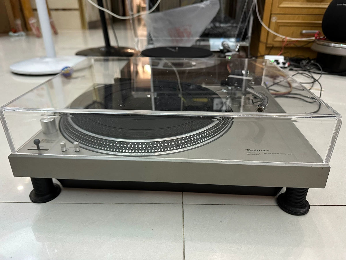 Technics SL-1200 – Vintage Silver Turntable, 100V – detail 2