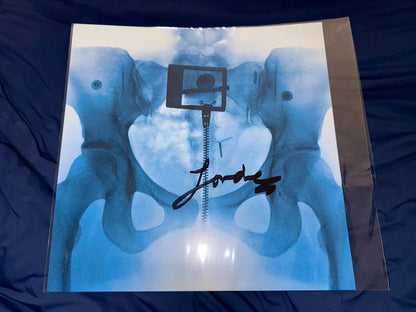 Lorde – Virgin – Signed Large Art Card – actual product photo 1