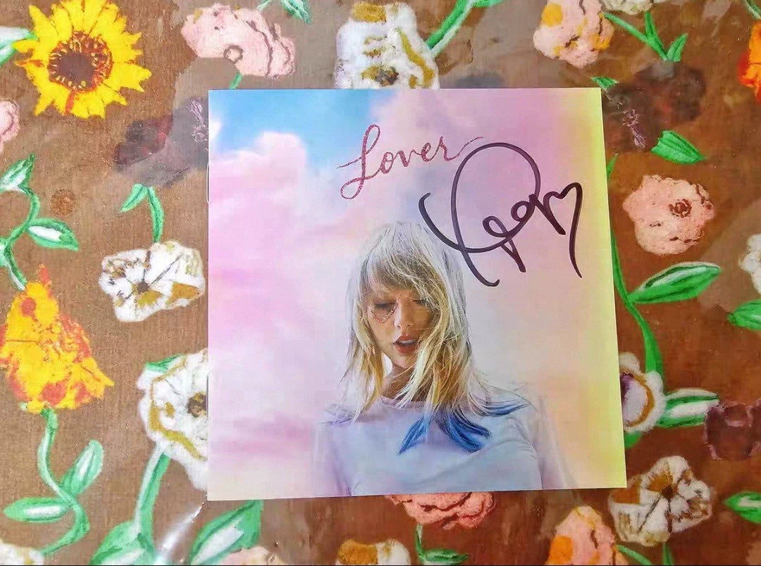 Taylor Swift – Lover – Signed Cover Artwork with Heart