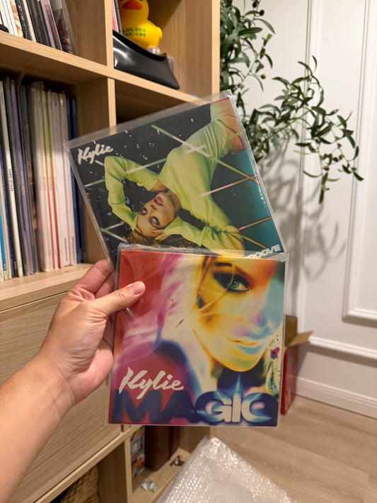 Kylie Minogue – Real Groove & Magic – Limited Color Vinyl 7-inch Set – actual product photo 1