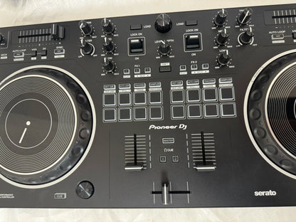 Pioneer DJ DDJ-REV1 – New Open-Box Controller – detail 5