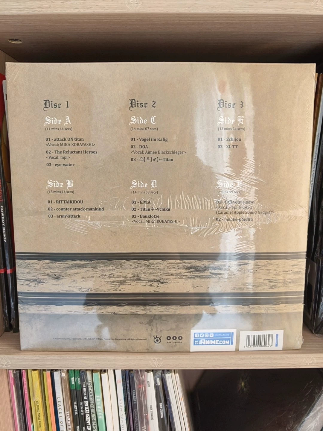 Hiroyuki Sawano – Attack on Titan Season 1 – 3LP, Faded Spine – actual item photograph 2