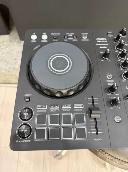 Pioneer DJ DDJ-FLX4 – Two-Channel DJ Controller