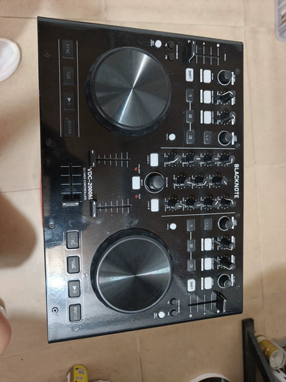 BLACKNOTE VDC-2000M – USB MIDI DJ Controller – actual item photograph 1