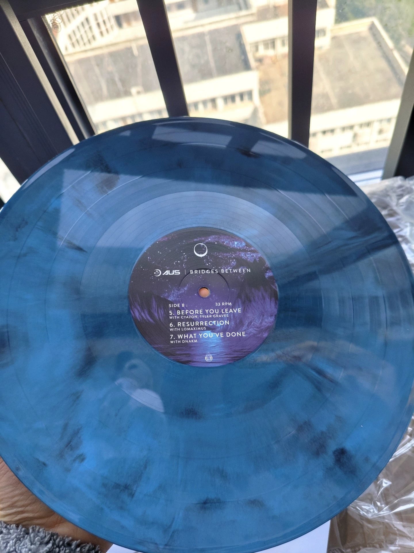 Au5 – Bridges Between Anniversary Galaxy Blue Smoke Vinyl