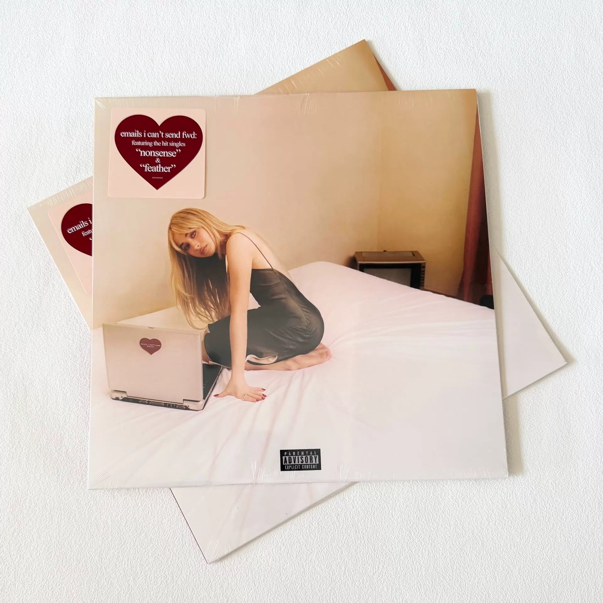 Sabrina Carpenter – Emails I Can’t Send Fwd – Cream Vinyl (LP) — photo 2