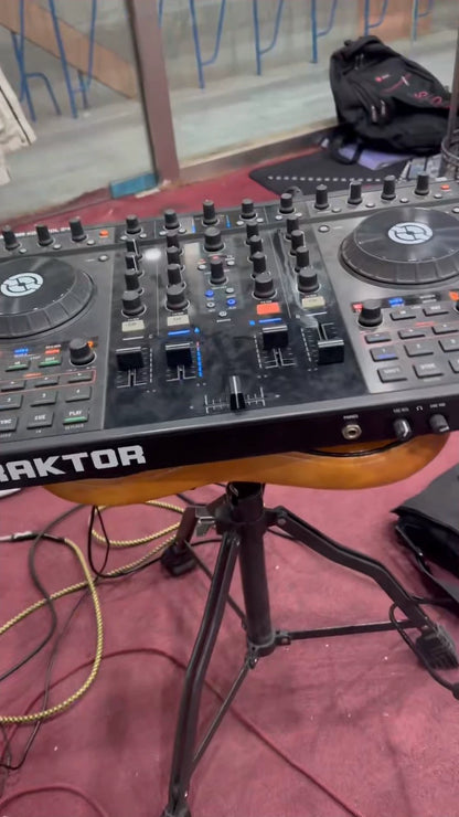 Native Instruments Traktor Kontrol S4 MK1 – Controller and Bag – actual item photograph