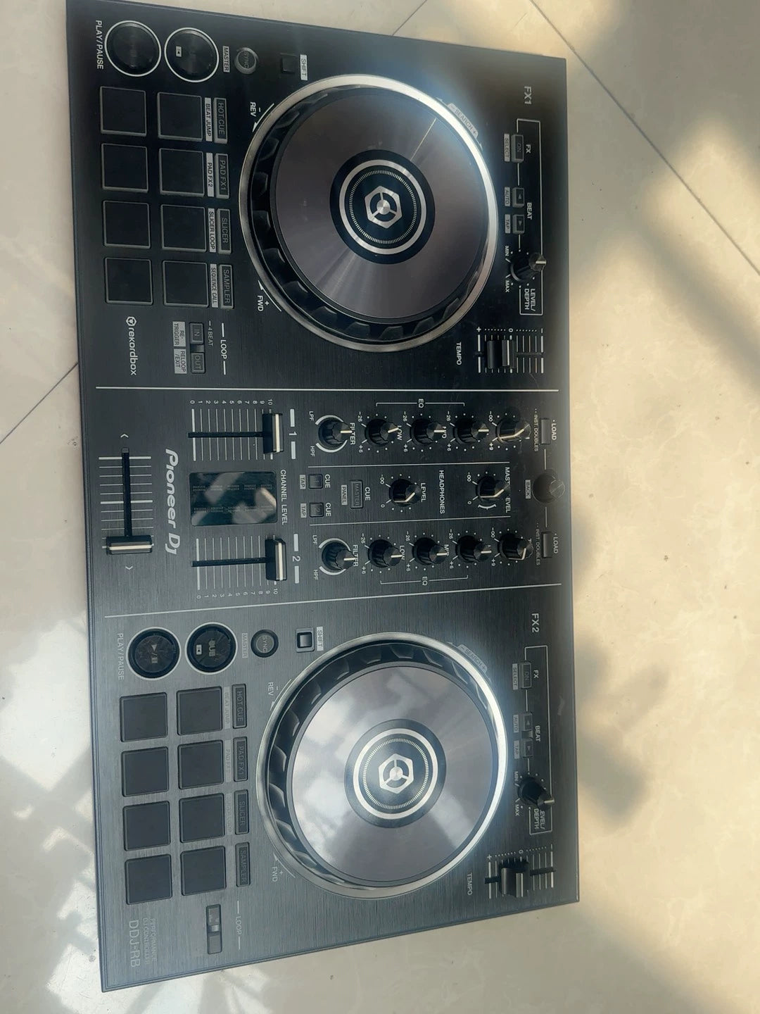 Pioneer DJ DDJ-RR – Controller with Power and USB Cables