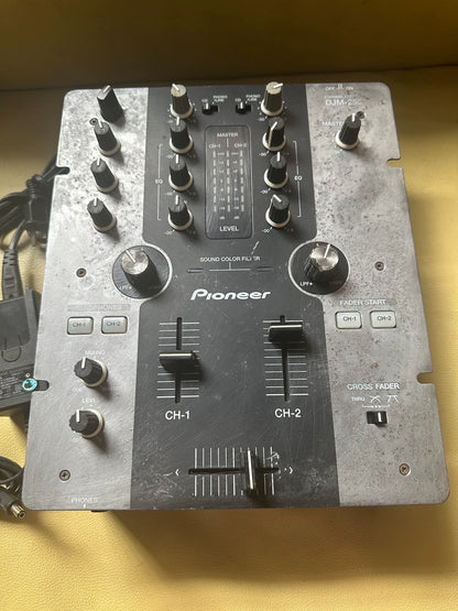 Pioneer DJM-250-K – Two-Channel DJ Mixer, Heavy Cosmetic Wear – actual item photograph 3
