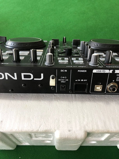 Denon DJ MC3000 – Boxed DJ Controller – actual item photograph 4