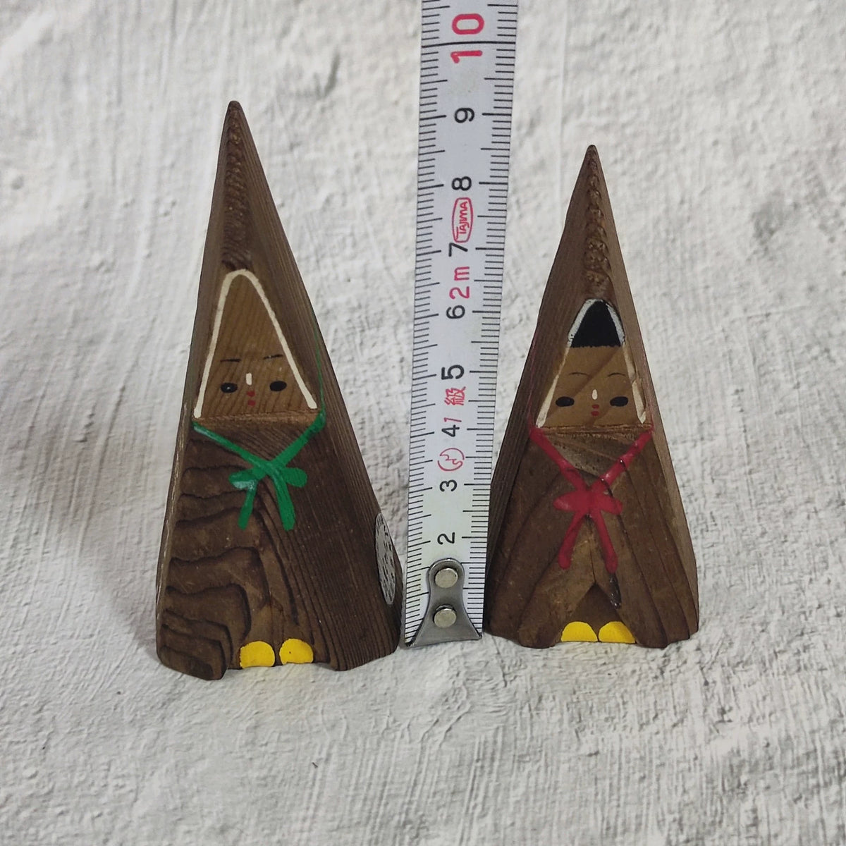 Pair of Triangular Wooden Couple Kokeshi – source photo 6
