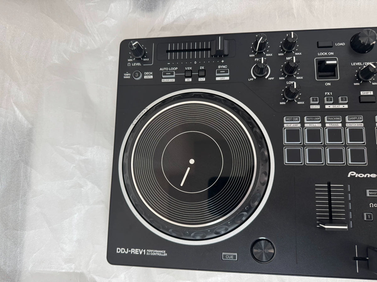 Pioneer DJ DDJ-REV1 – New Open-Box Controller – detail 4