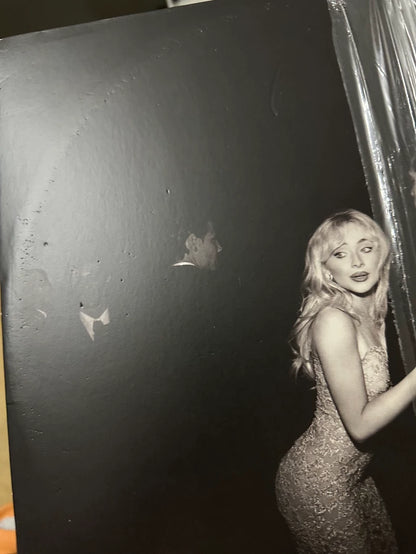Sabrina Carpenter – Man’s Best Friend Black & White Vinyl LP — detail 5